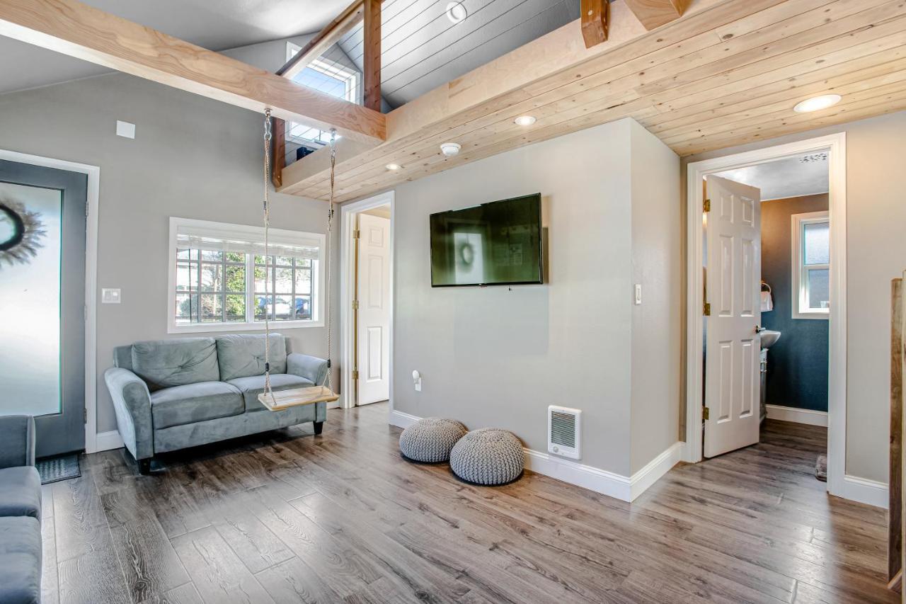 Вилла Siletz Bay Getaway Линкольн-Сити Экстерьер фото